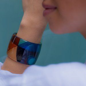 Gorgeous Cuff In Asymmetrical Lines